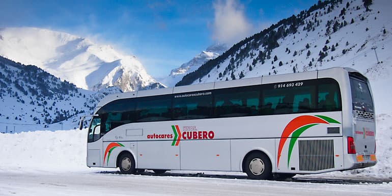 Alquila un autocar para tus excursiones a la nieve